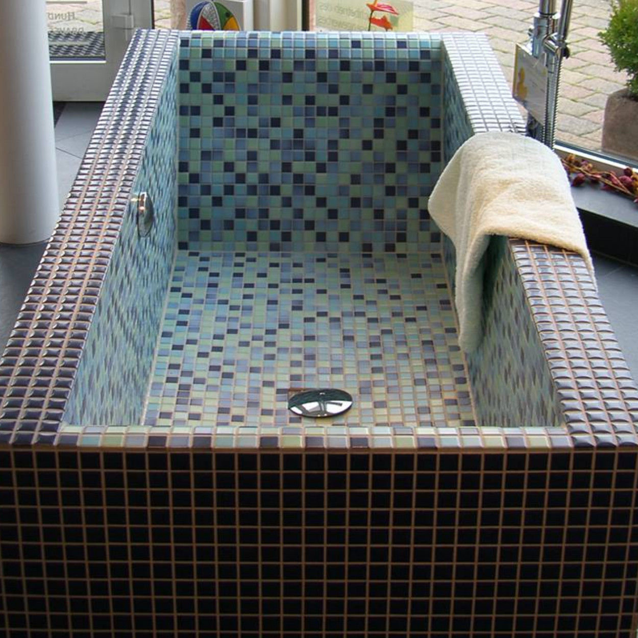 Wedi Sanbath Wave Betegelbare Badkuip